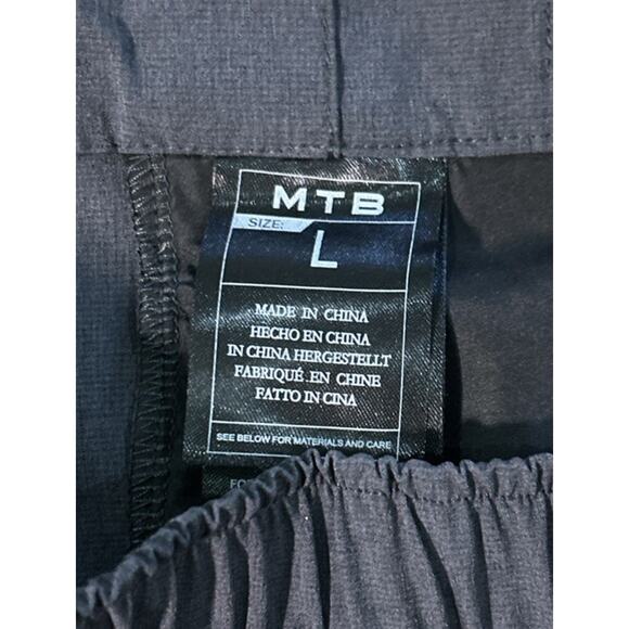 MTB Men’s Size L Dark Gray Mountain Bike Cargo Shorts NWOT - Picture 6 of 8